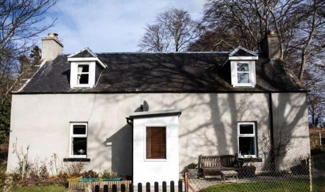 Mill Cottage Форрес Экстерьер фото